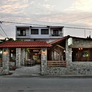  Διαμέρισμα Theano